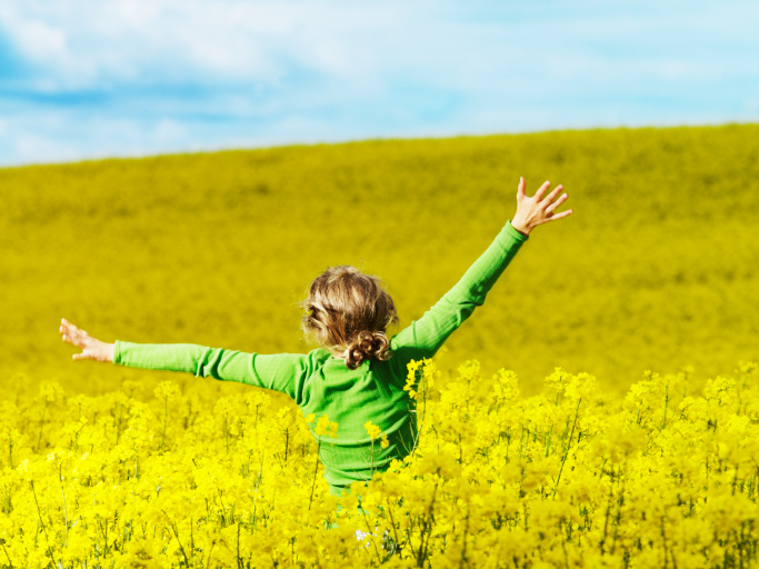Girl in field - biowax